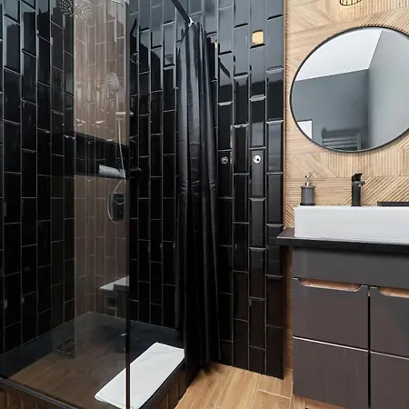 City Center Saint Anthony By Renters Apartment
